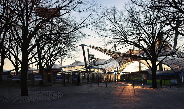 用灵活机动 用灵活机动